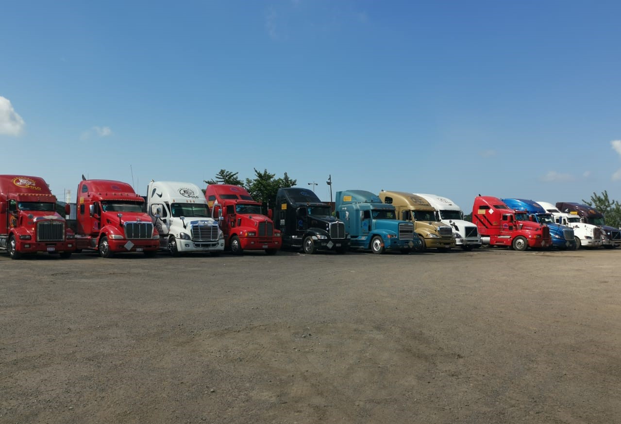 Transporte de carga en Manzanillo - Transportes SASEL